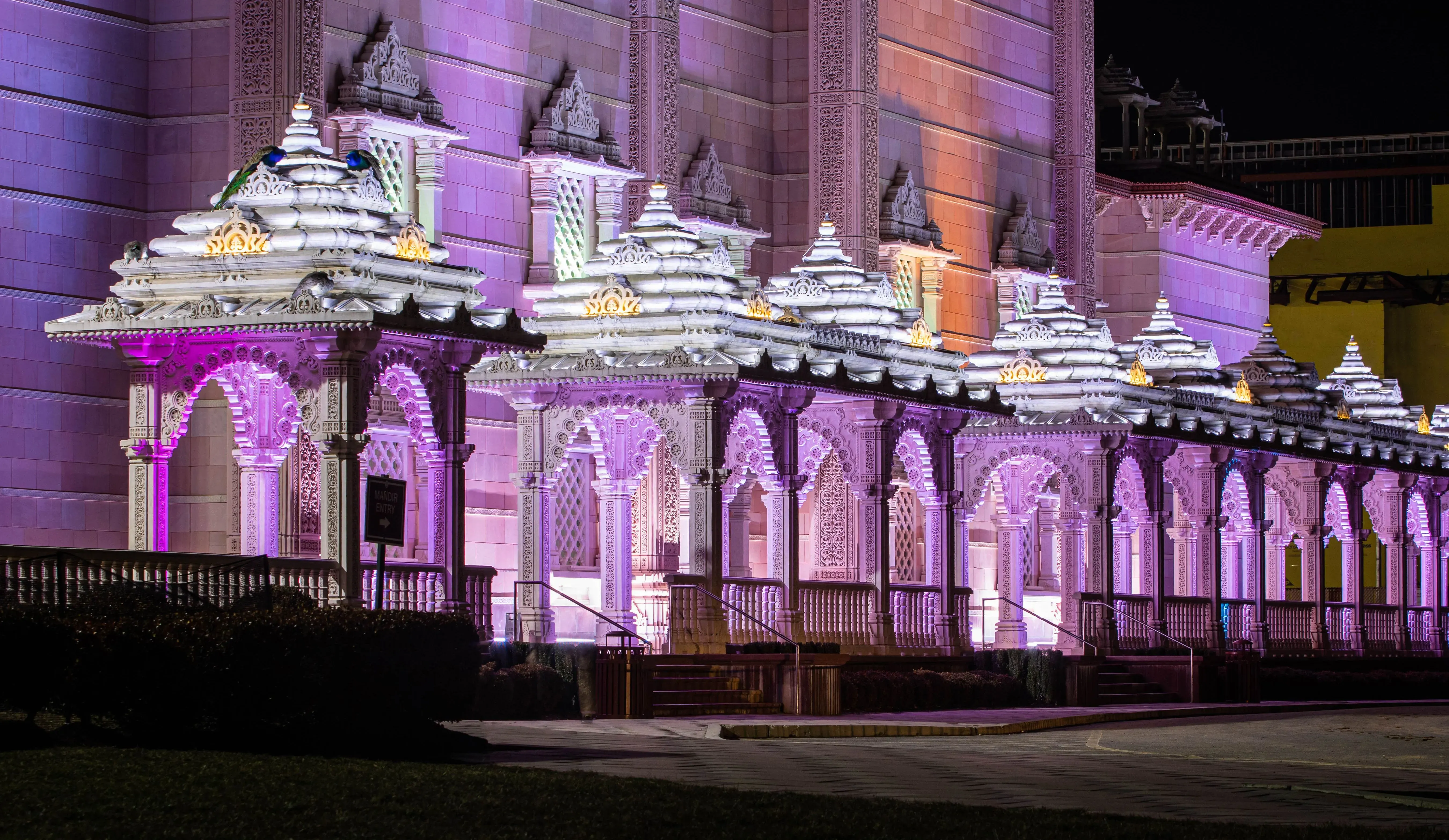 Baps In Nj BAPS Shri Swaminarayan Mandir