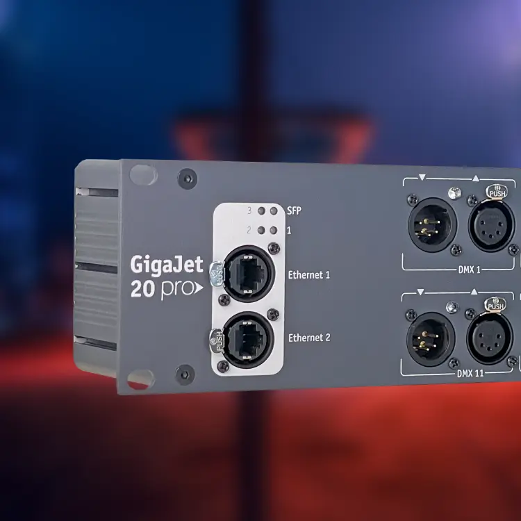 Sundrax GigaJet Pro device with built-in ArtNet switching capabilities