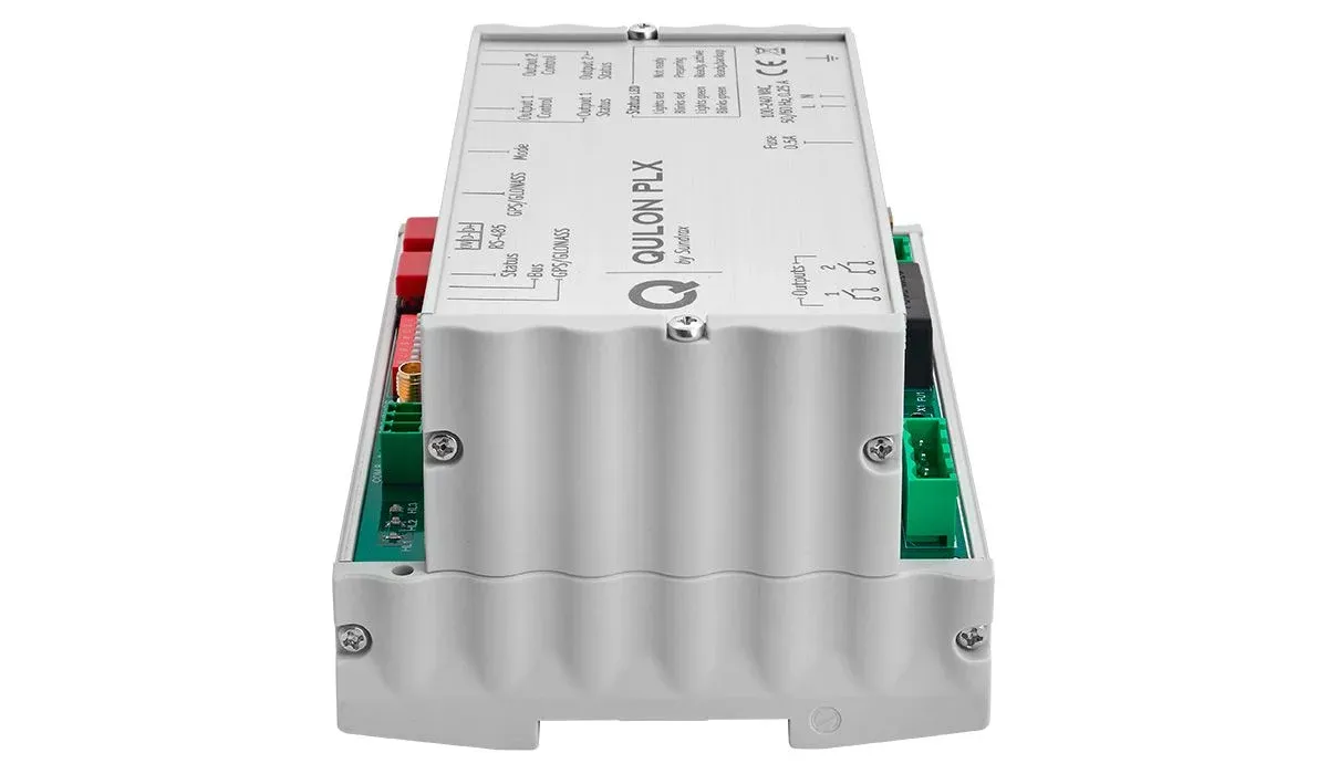 Modbus-RTU Timer switch relay for lighting management, side view