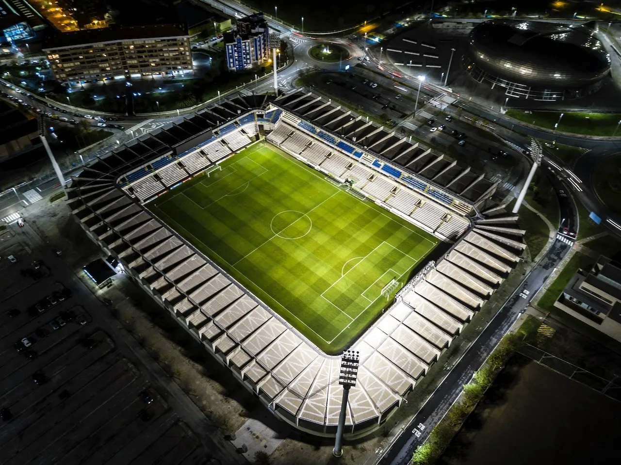 Architectural Lighting MONARQ Stadiums & Sport Centers