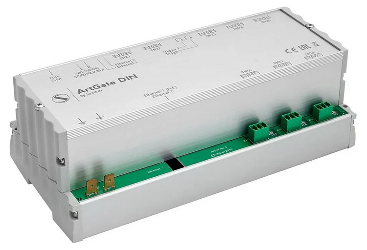 DIN rail-mounted Art-Net/sACN to DMX converter