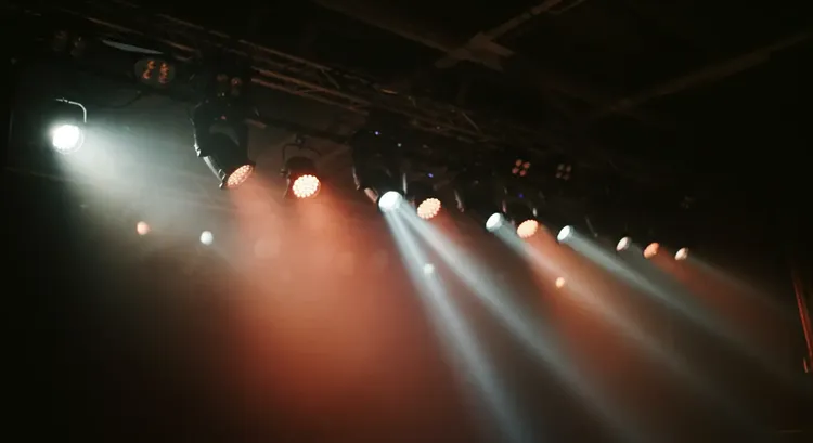 RDM LED Driver RDM-compatible LED driver in a lighting system